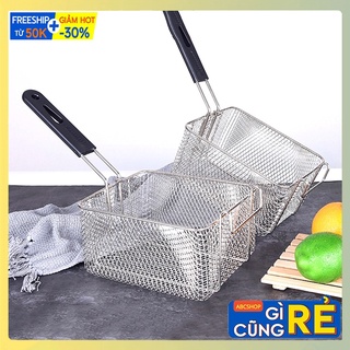 Rổ chiên nhúng chiên khoai tây, gà rán, đồ ăn nhanh