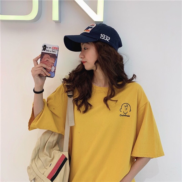 Áo thun unisex form rộng chú bé Charlie