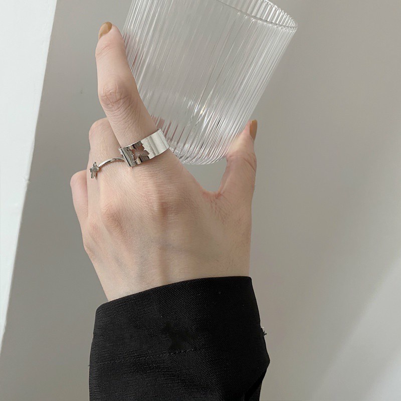 Set Nhẫn Hai Mảnh  191133Quạt Hàn Quốc Bề Mặt Rộng Đục Lỗ Hình Bướm Thời Trang Dễ Phối Đồ
