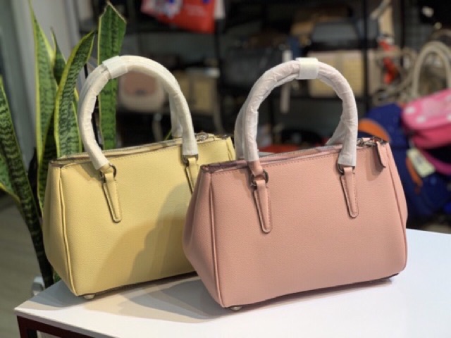 TÚI COACH MINI SURREY CARRYALL F44962