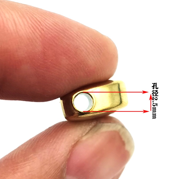 Mặt dây chuyền nữ xinh hình trái tim bằng titan không đen vĩnh viễn - MDCTT22001