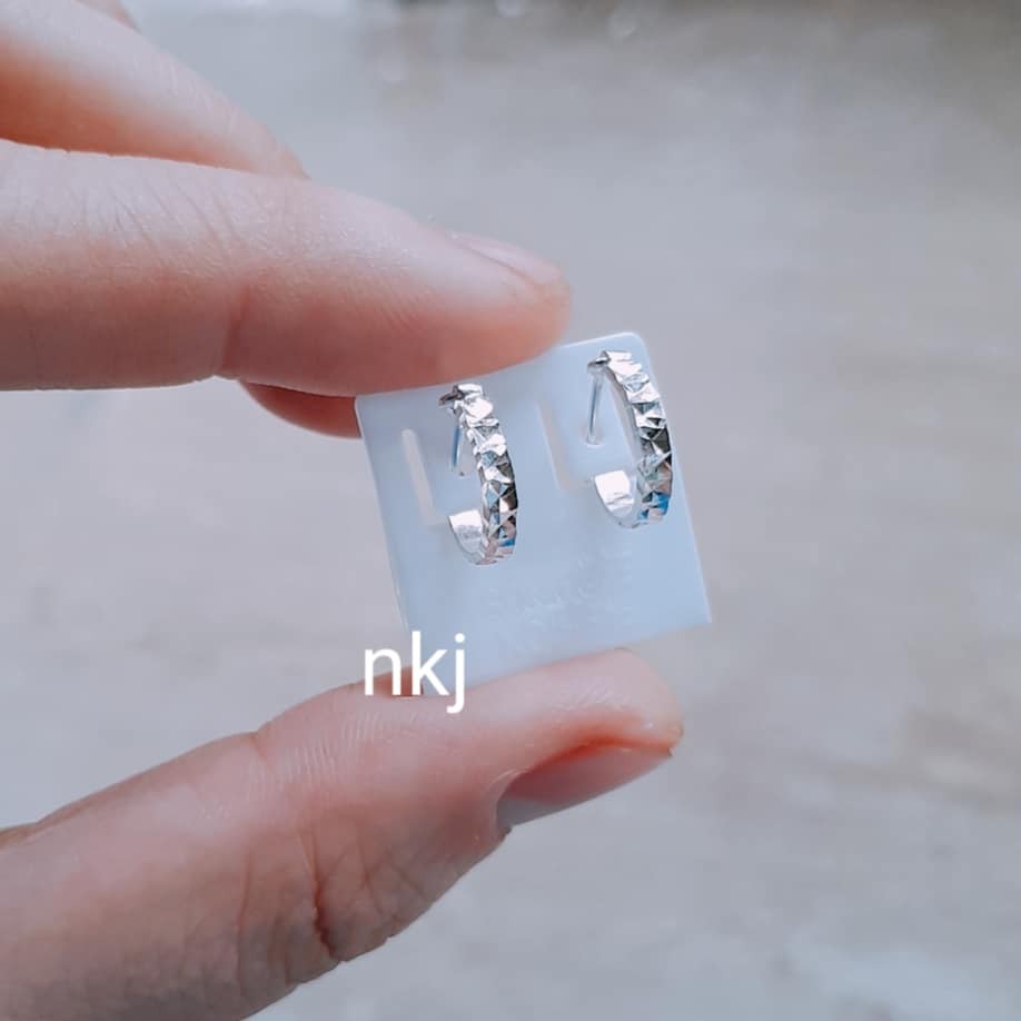 1 ĐÔI KHUYÊN TRÒN TRƠN KHÔNG GẮN ĐÁ BẠC TA