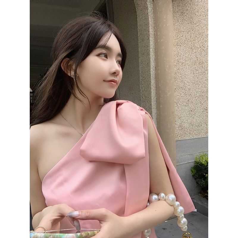 Áo Lửng Lệch Vai Thắt Nơ Gợi Cảm Cho Nữ