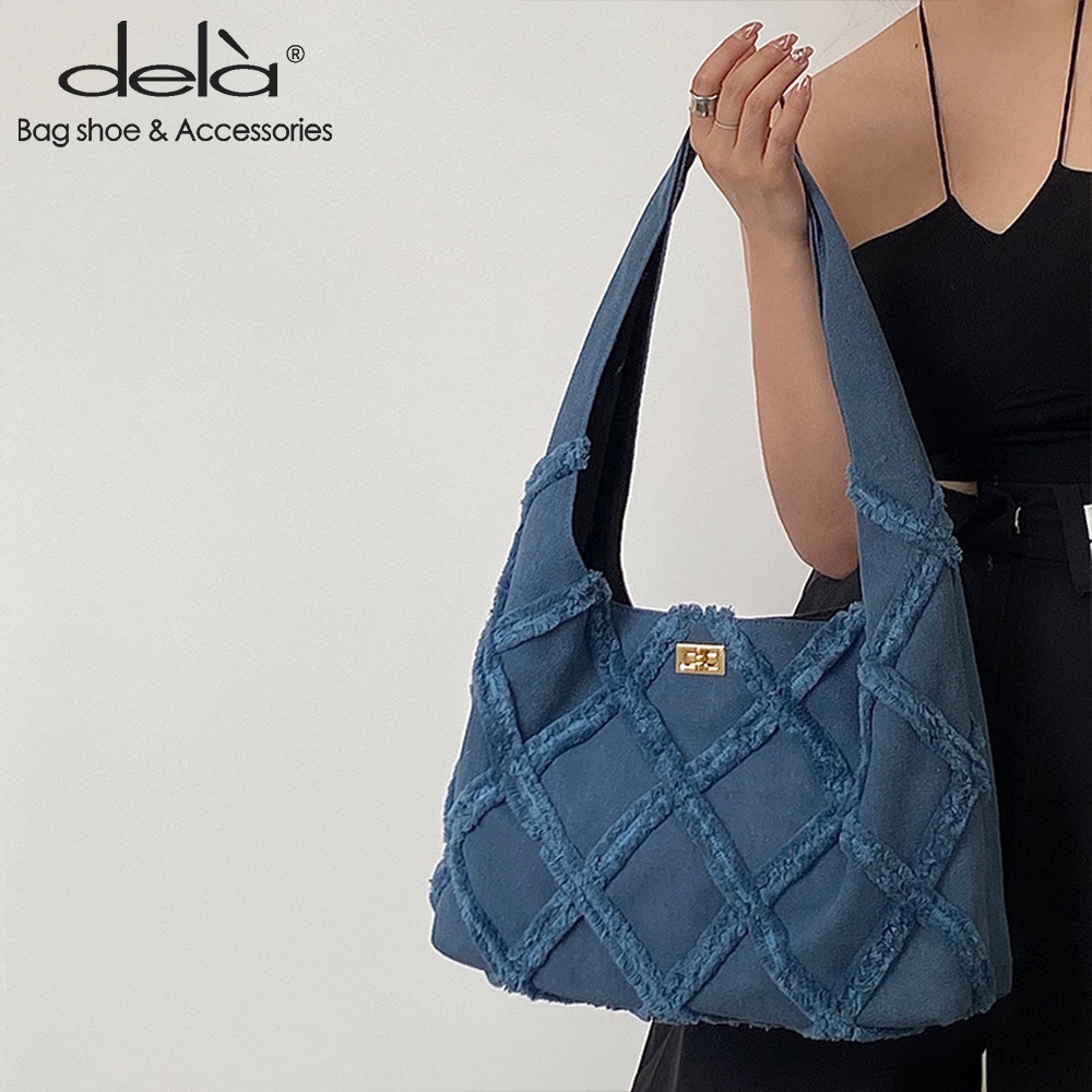 Dela Túi Đeo Vai Vải denim Kích Thước Lớn Phối Tua Rua Phong Cách Đường Phố Mới Cho Nữ