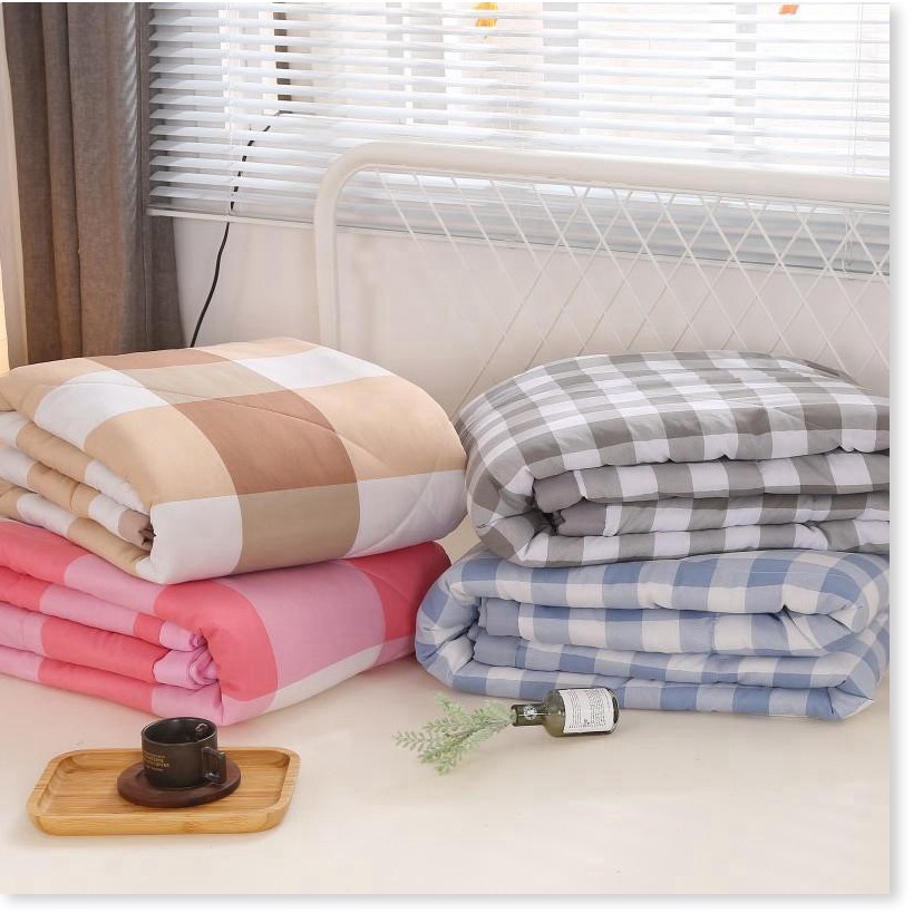 Mền  GIÁ VỐN] Chăn bông cotton hình ca rô 200x230cm, mềm mịn với da, không bị phai màu. 8393