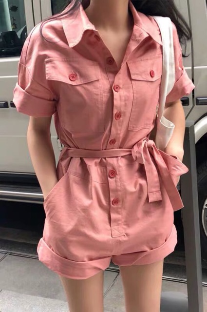 Bộ đồ hồng