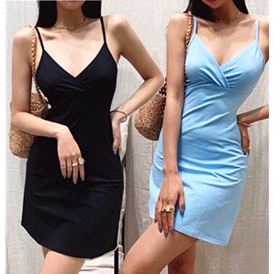 Váy in cổ chữ V, vải co giãn mềm mại và thoải mái | BigBuy360 - bigbuy360.vn