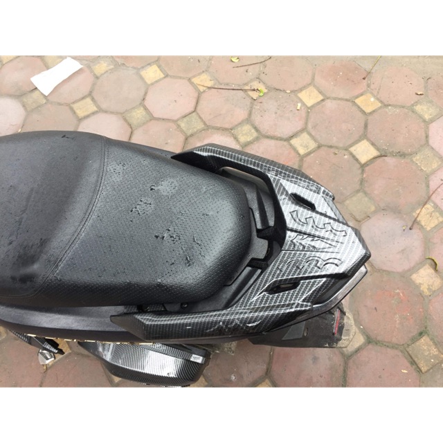 Ốp cảng các bon air blade 2020