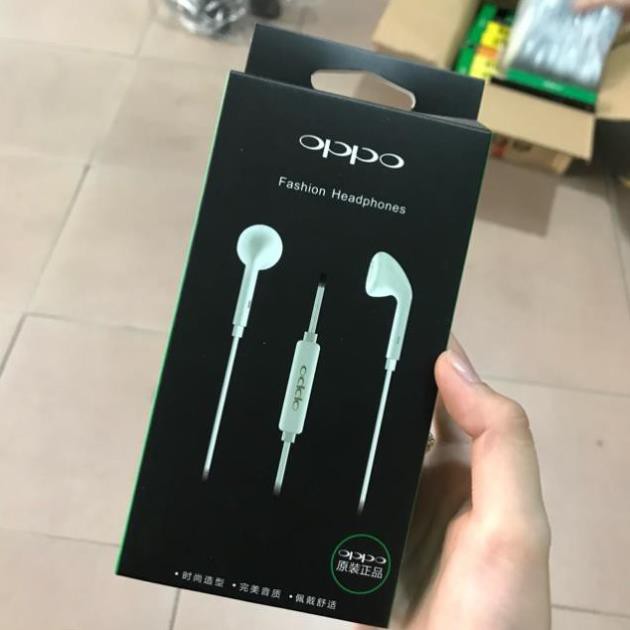 Tai nghe oppo zin bóc máy không hay không lấy tiền