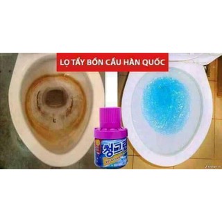 Chai tẩy bồn cầu khử mùi.