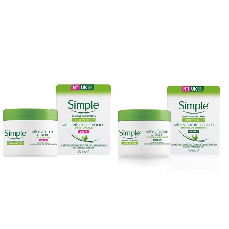 Kem dưỡng Simple Kind To Skin Vital Vitamin Day or Night Cream 50ml