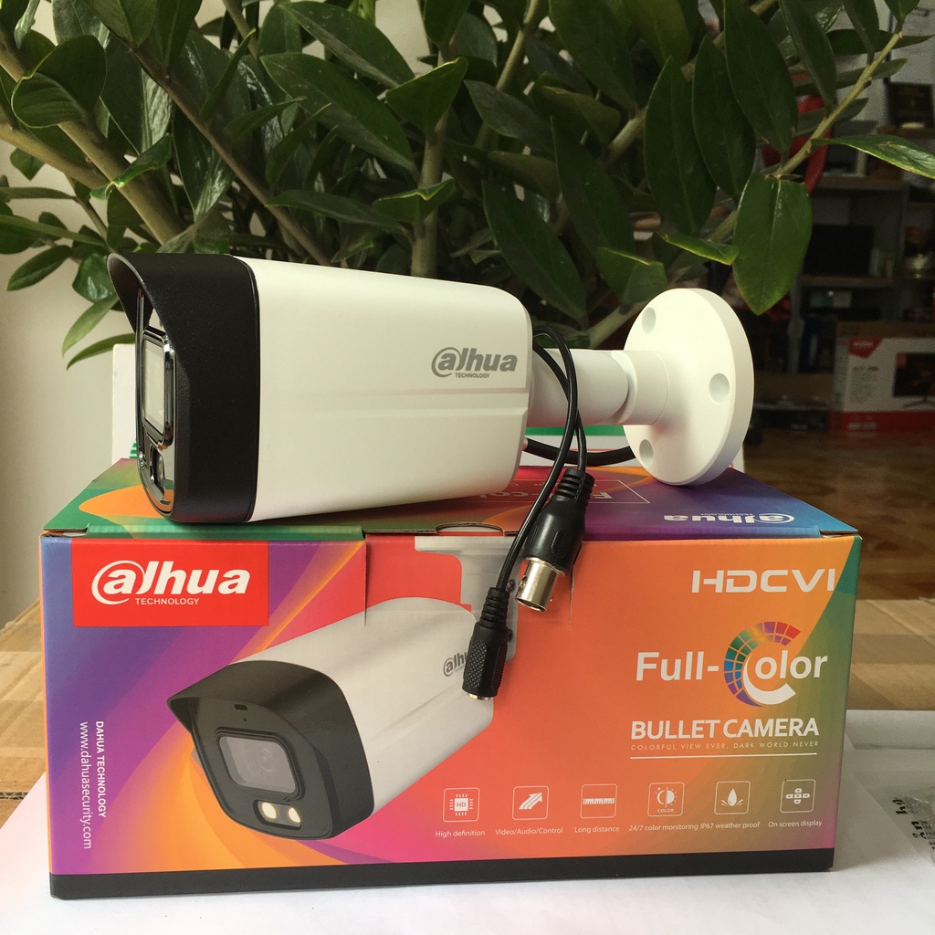 Camera HDCVI Dahua 5MP HFW 1509TLMP-LED Full Color có màu