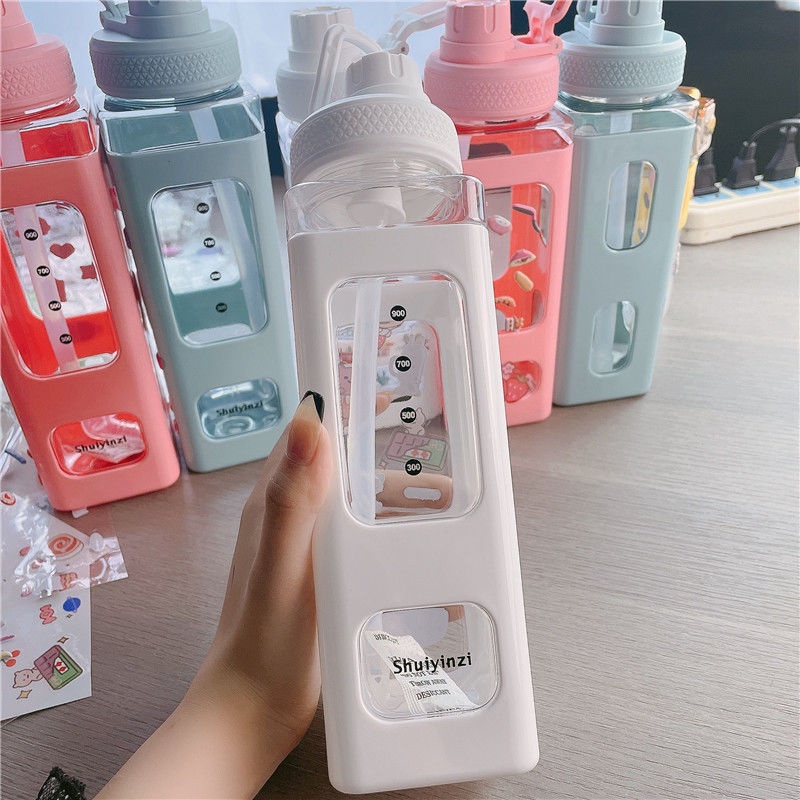 Bình nước nhựa giây dán kèm sicker 700ml tiện lợi nhiều màu, tiện lợi đi học,đi làm
