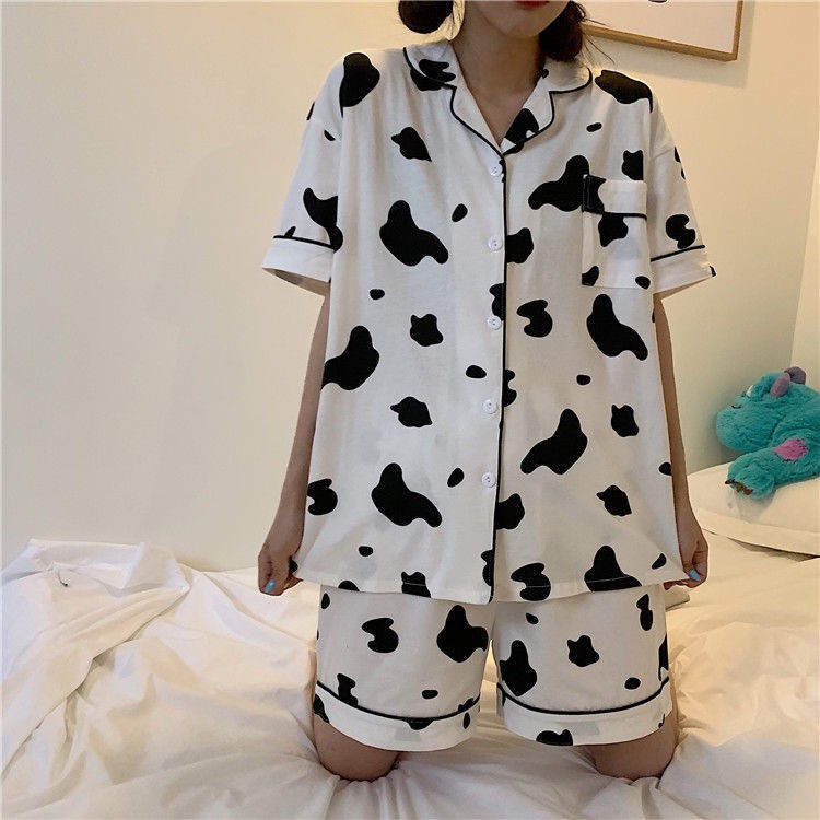 [SẴN] Bộ ngủ cộc tay pijama hoạ tiết bò sữa | BigBuy360 - bigbuy360.vn