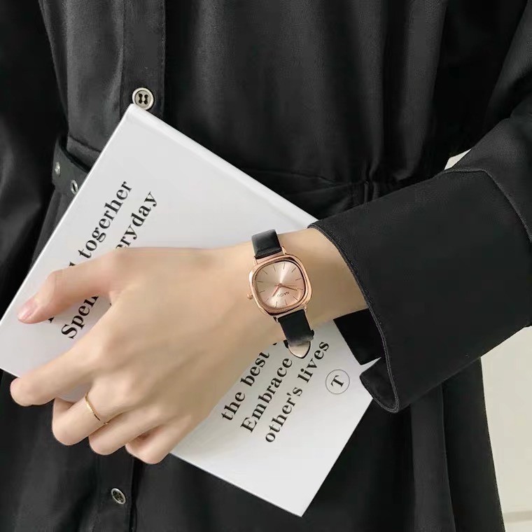 Đồng hồ nữ đeo tay mặt nhỏ dây da chính hãng NADU Hàn Quốc Đen thời trang sang chảnh Tif Watches size 28mm