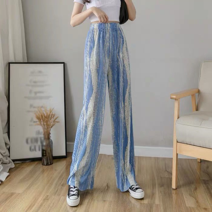 Quần ống rộng lưng cao phối kiểu xếp nếp thắt lưng màu hồng nhuộm loang | BigBuy360 - bigbuy360.vn