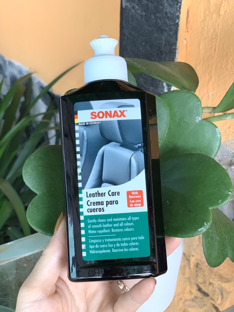 Dung dịch xịt bảo dưỡng da ghế xe hơi, Sonax leather care lotion 250ml