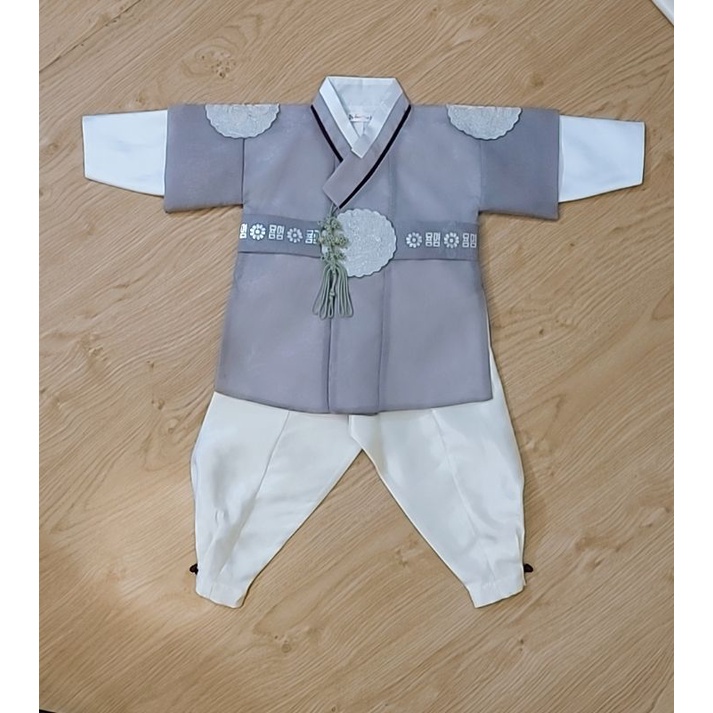 Bộ hanbok bé trai