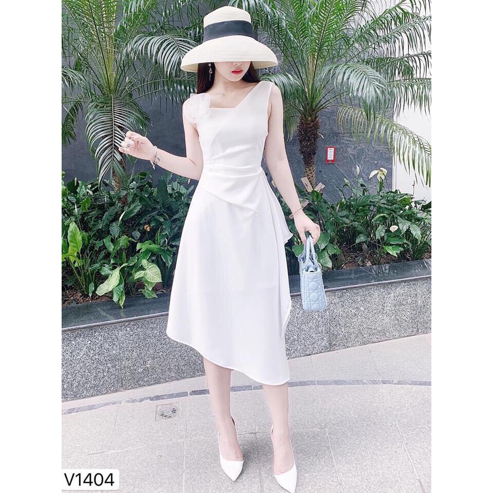 Váy Trắng Lệch Vai