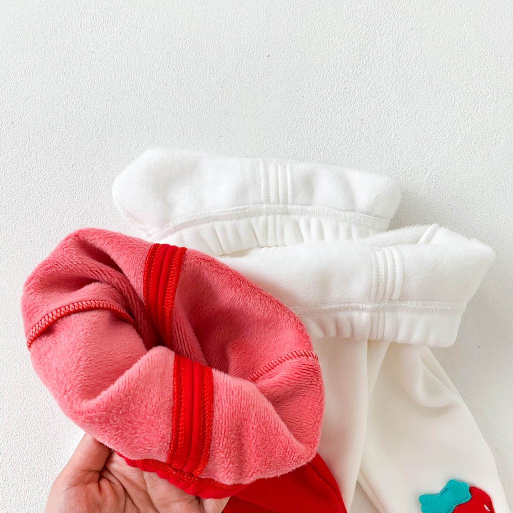 Set áo liền thân kèm quần dài bằng chất liệu cotton giữ ấm cho bé