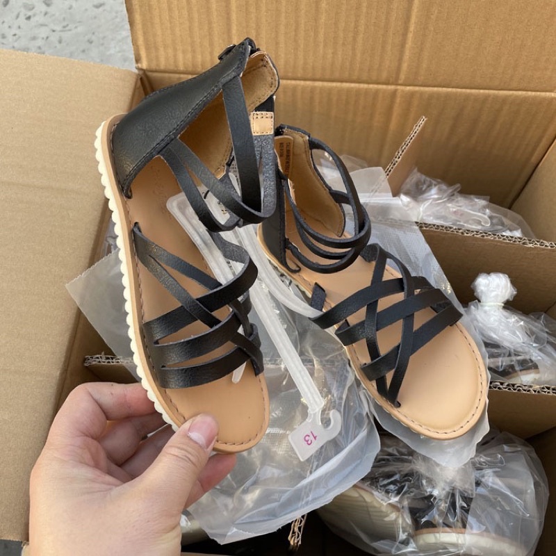 Sandal bé gái C&amp;J  Chiến binh quai da đế cao su xuất dư 0722