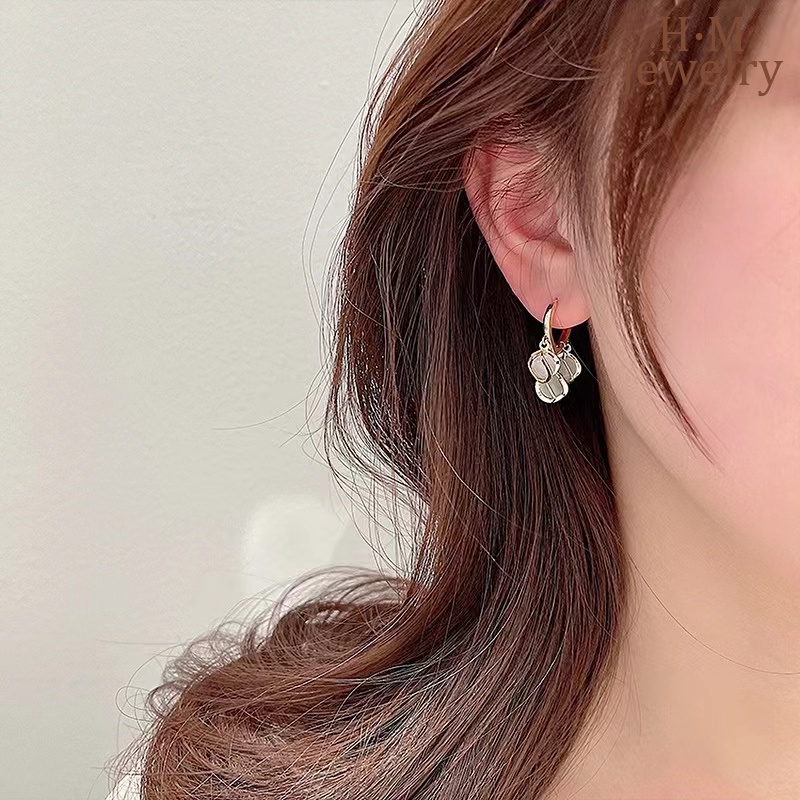 Bông Tai Đính Ngọc Mắt Mèo Tinh Tế