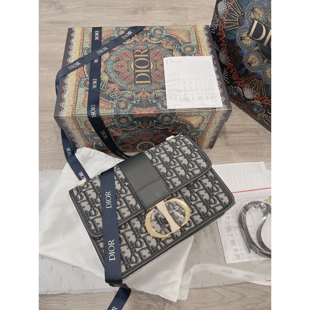 Túi Xách Di.or Bag Size 25 Màu Đen Chữ