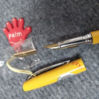 Bút máy học sinh