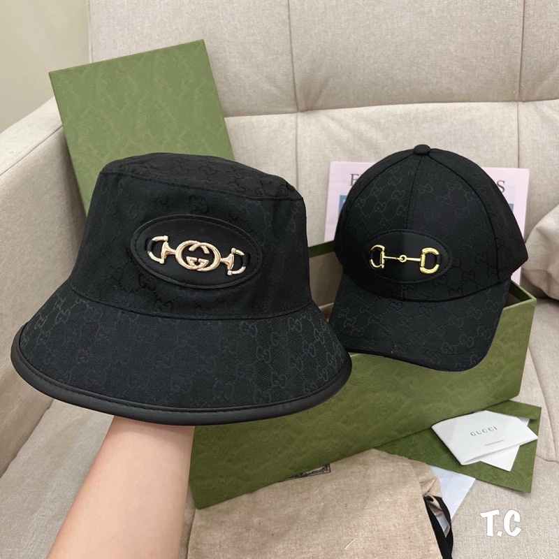 Cặp mũ bucker và lưỡi trai gucci khuy ngang