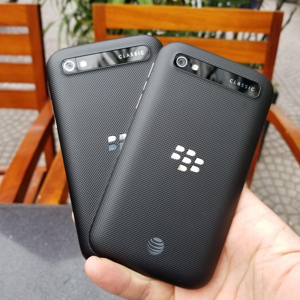 Điện thoại Blackberry Classic Q20 RAM 2GB Đẳng Cấp Doanh Nhân xách tay Mỹ | BigBuy360 - bigbuy360.vn