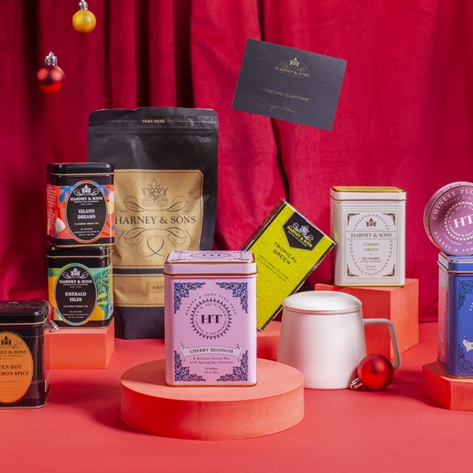 Trà xanh hương anh đào Winter White Harney and Sons hộp thiếc