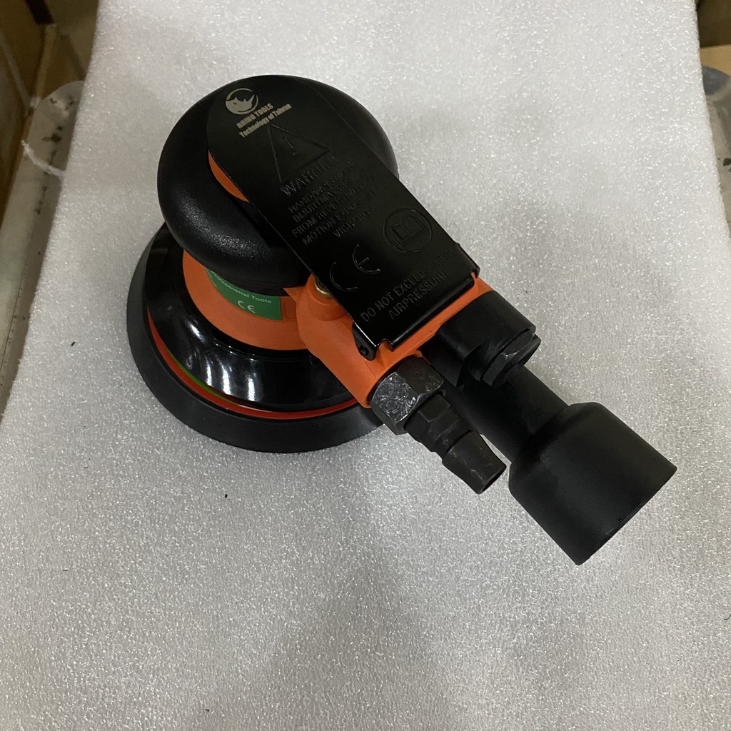 MÁY CHÀ NHÁM GAI 5IN CÓ TÚI BỤI kimkhiducnguyen