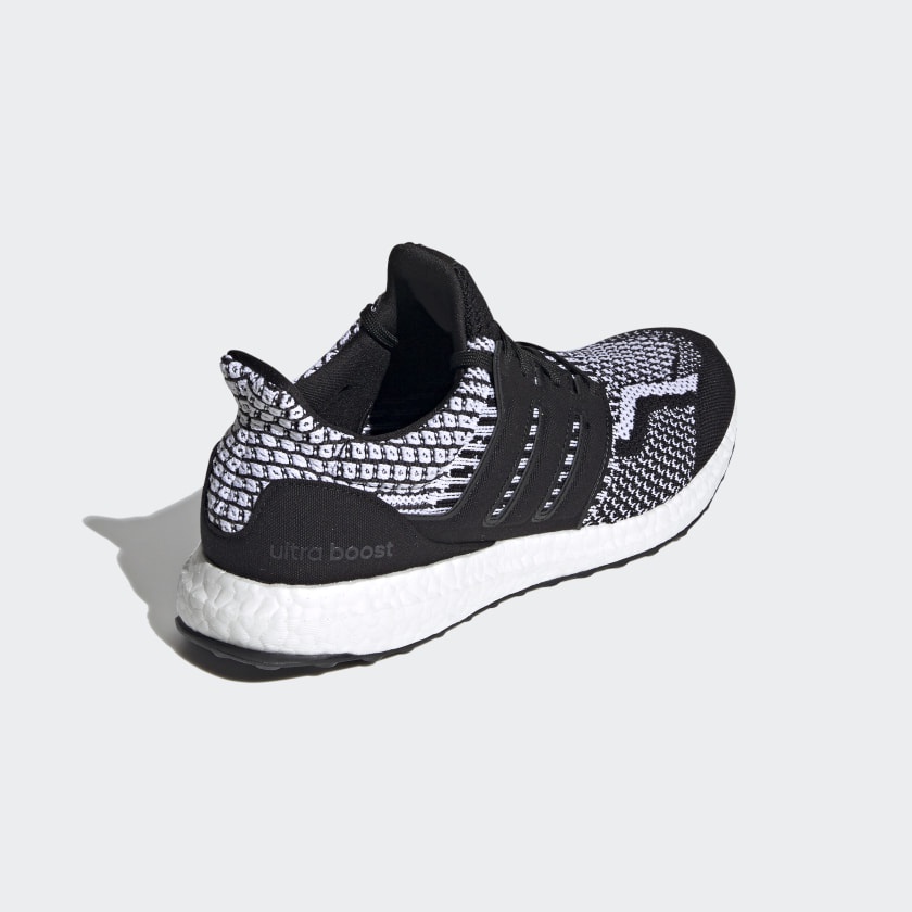 Giày Adidas nam chính hãng Ultraboost DNA 5.0 Đen FY9348
