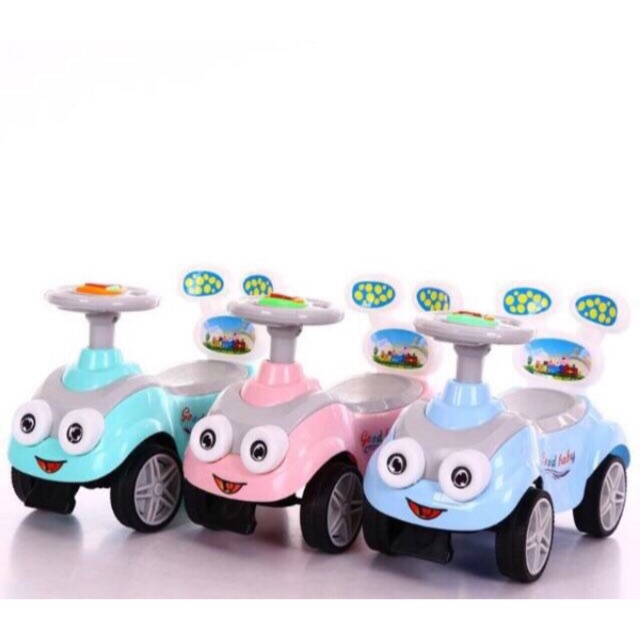 Xe chòi chân MINION cho bé - Xe lắc cho bé có đèn nhạc tựa lưng.