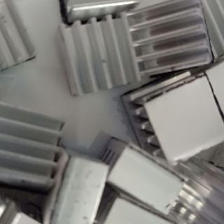 TẢN NHIỆT CHO IC ( 8* 8 *5 MM)  10 MIẾNG