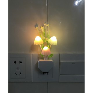 Đèn Ngủ Mini Thông Minh Nhiều Màu Bật Tắt Tự Động Theo Ánh Sáng Ngày Đêm