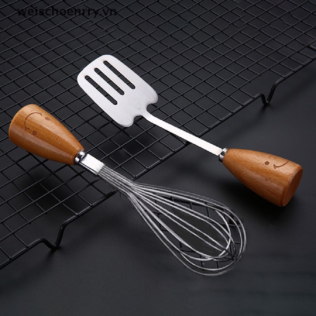 1 Nĩa Ăn Trái Cây Hình Mặt Cười Dễ Thương Bằng Gỗ Bền Bỉ