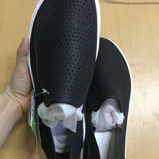 Giày lười nhựa dành cho nam