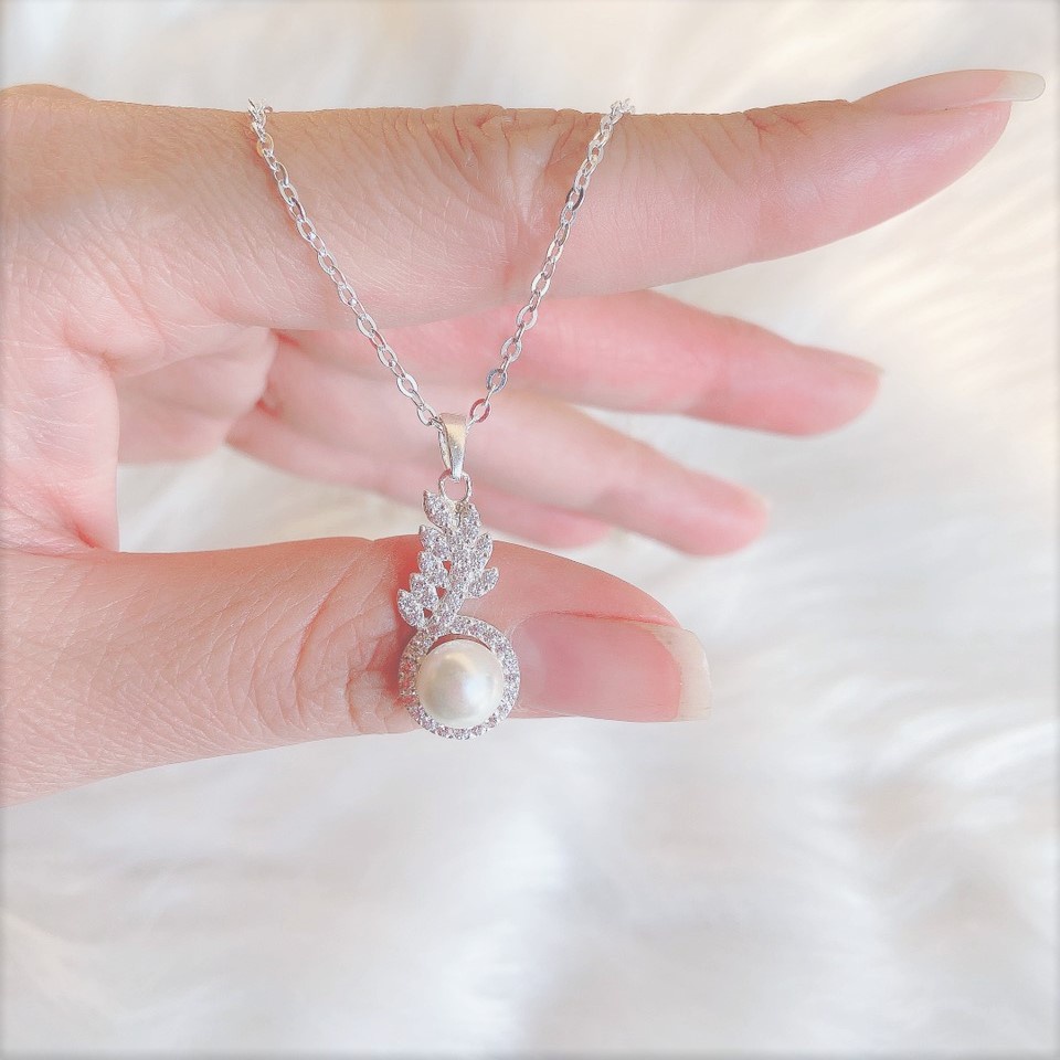 Dây chuyền bạc hình lá nguyệt quế đính hạt trai, Vòng cổ chất liệu bạc ta - Trang sức bạc Evasilver