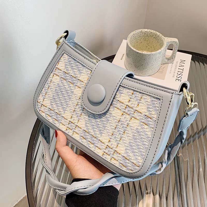 Túi đeo chéo, túi kẹp nách Đẹp Nữ Thời Trang Cao Cấp Kèm Móc khóa tinh tế Giá Rẻ Đẹp - TDC532