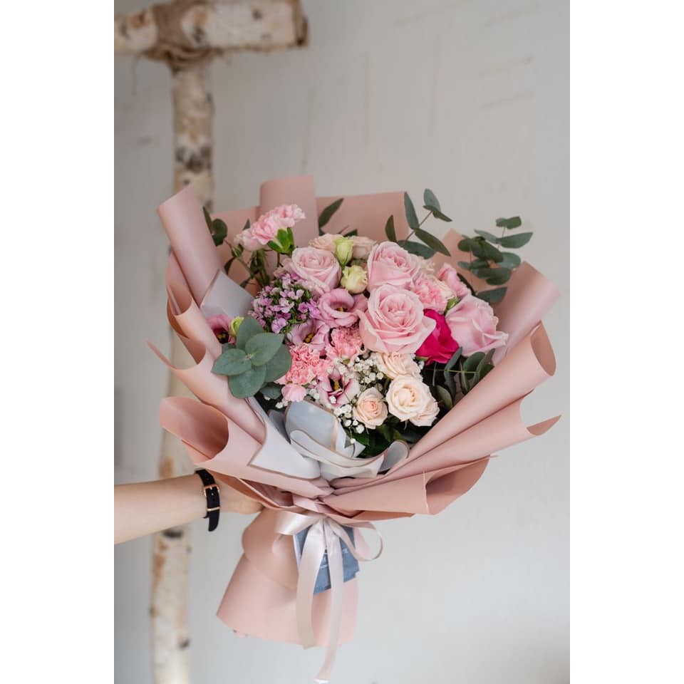Giấy gói hoa bóng mờ trơn