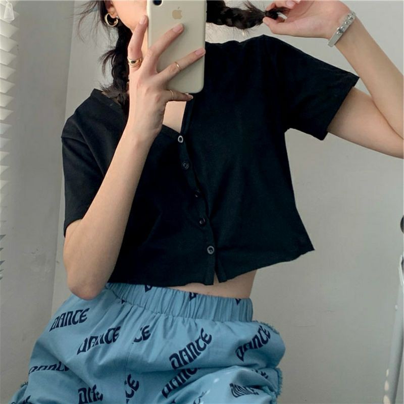 áo thun croptop tay ngắn nữ nhiều nút dễ thương dễ phối đồ