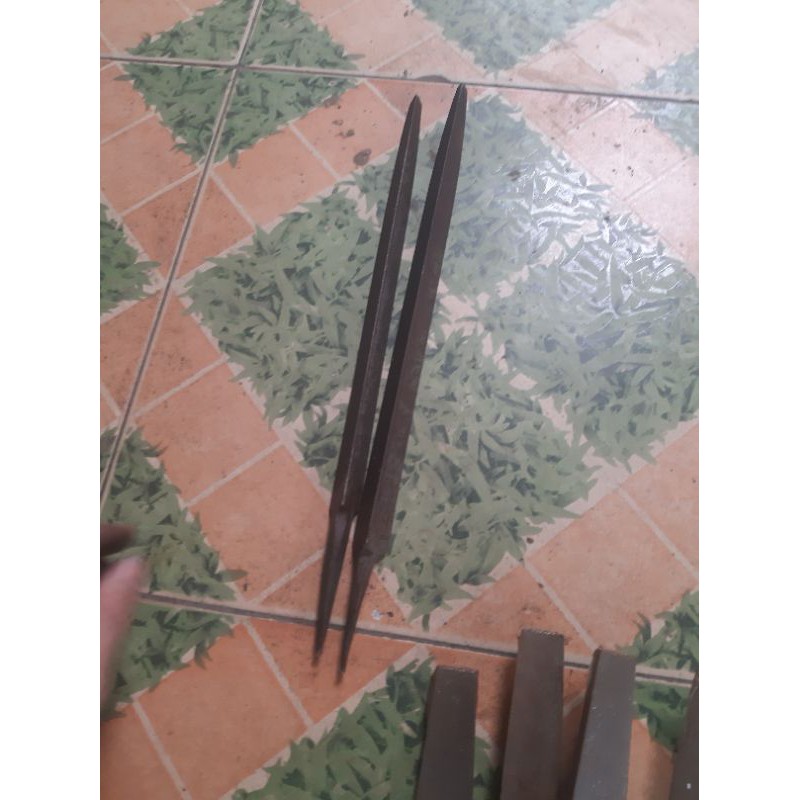 Giũa bãi nhật  tô vít còn mới.giũa tam giáâăwtq