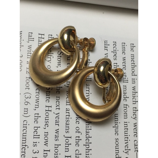 Bông tai kẹp vặn vintage - thiết kế phối mạ matte và bóng