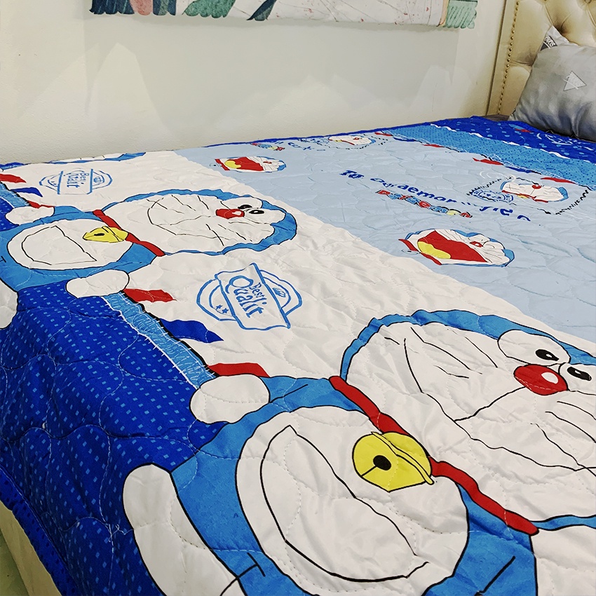 Chăn hè Cotton Poly trần bông 3 lớp hình DOREMON siêu nhẹ thấm hút mồ hôi tốt kích thước 1m7x2m -CH02