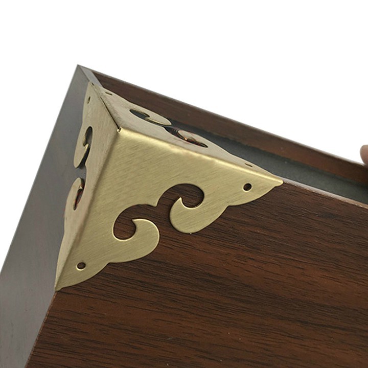 Bịt Góc - Bịt Góc Vuông Họa Tiết Vàng Nhạt D003 - 20mm Bộ 2 Cái