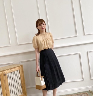 Chân váy xếp ly