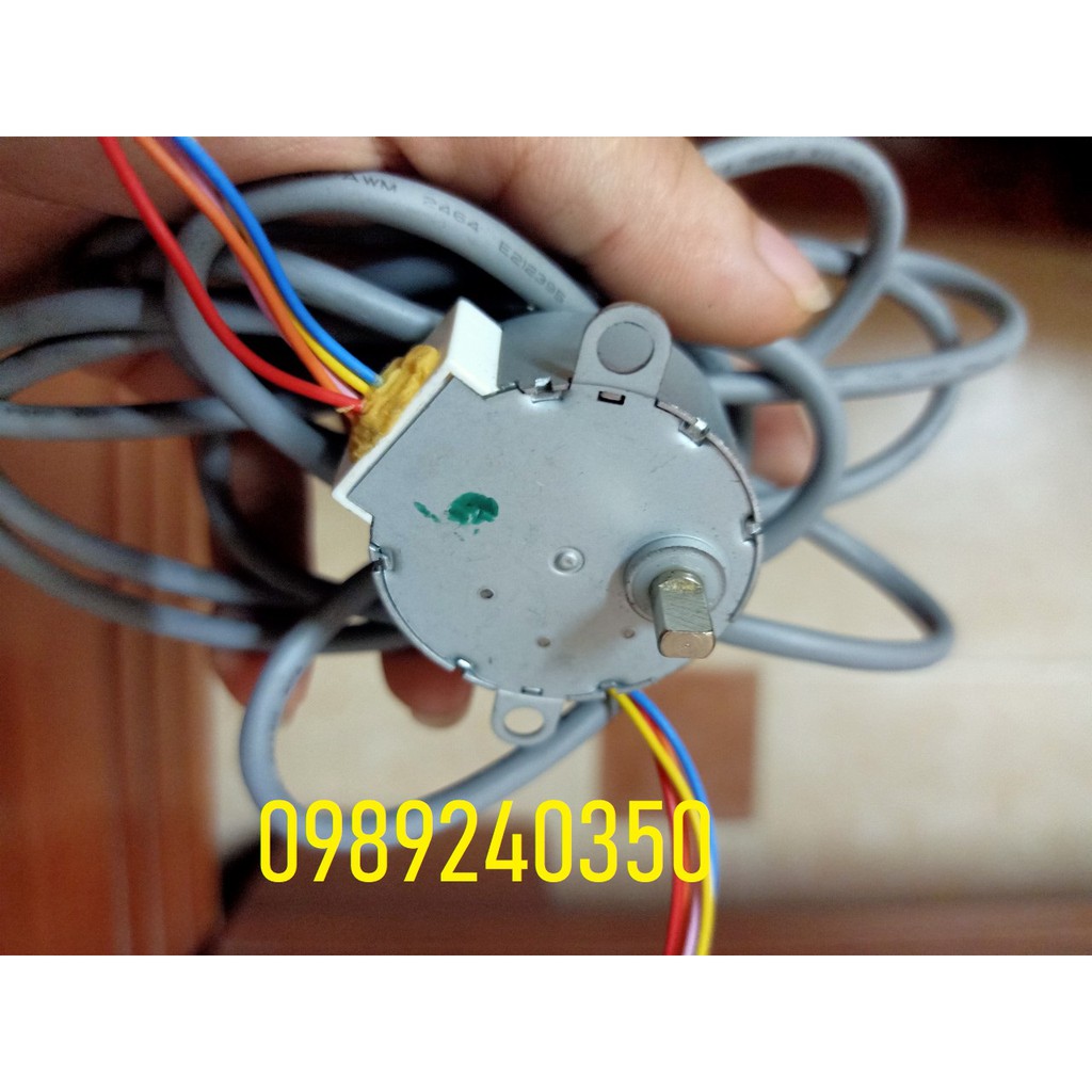 Mô tơ vẫy đảo gió điều hòa tai lệch