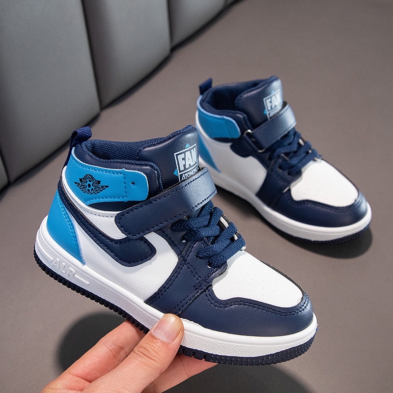 Giày đi học, đi chơi cho bé trai, bé gái kiểu dáng thể thao đế mềm, siêu nhẹ, lót giày kháng khuẩn đủ màu bon.shop16