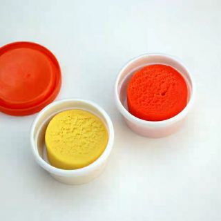 Đất nặn an toàn cho bé hãng Barbie Dough